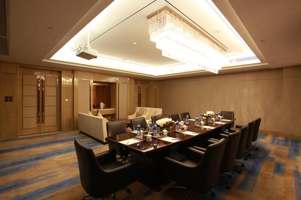 Howard Johnson Qinlu Plaza Yingtan Екстер'єр фото