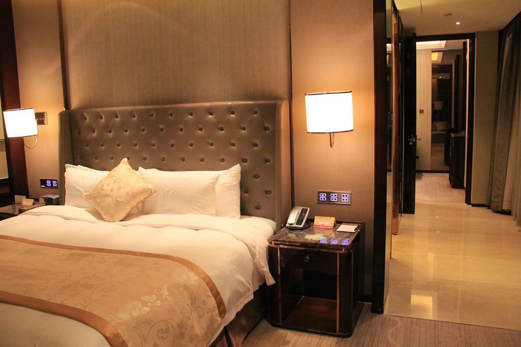 Howard Johnson Qinlu Plaza Yingtan Екстер'єр фото